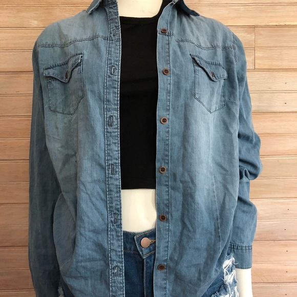 Blue button down - Picture 1 of 1